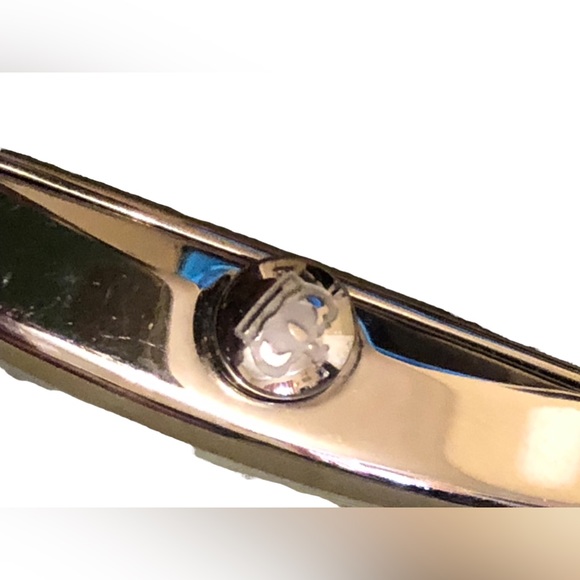 Juicy Couture White Leather Watch silver tone case white dial good condition - Picture 9 of 11